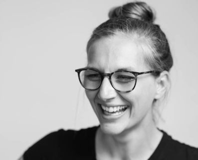Regie Maike Bouschen